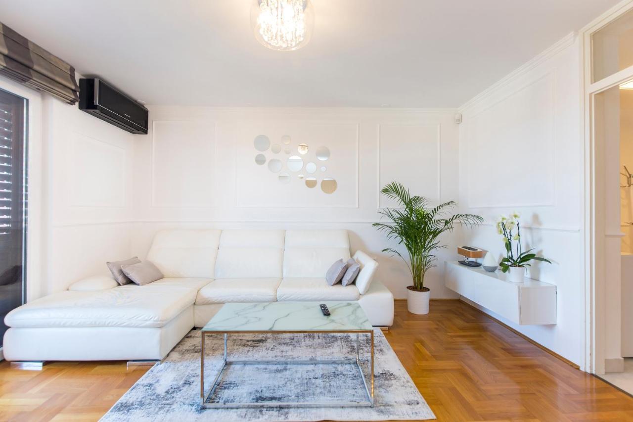 Apartment Parentium โปเรช ภายนอก รูปภาพ